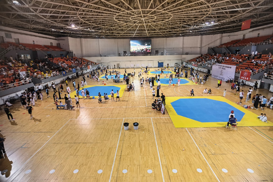 03.jpg